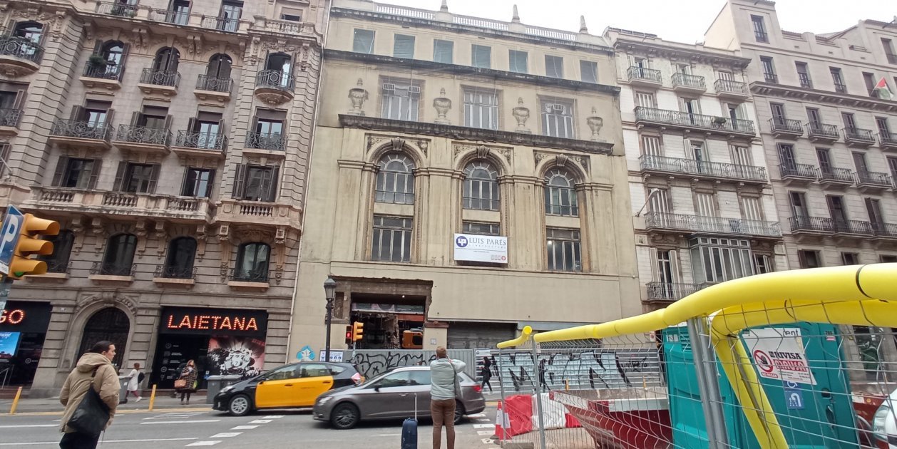 Fin de la película, el Palau del Cinema se reconvierte en edificio de oficinas